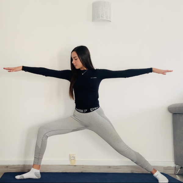 L'angle latéral étendu ou Utthita Parsvakonāsana - Yoga - Etape 2